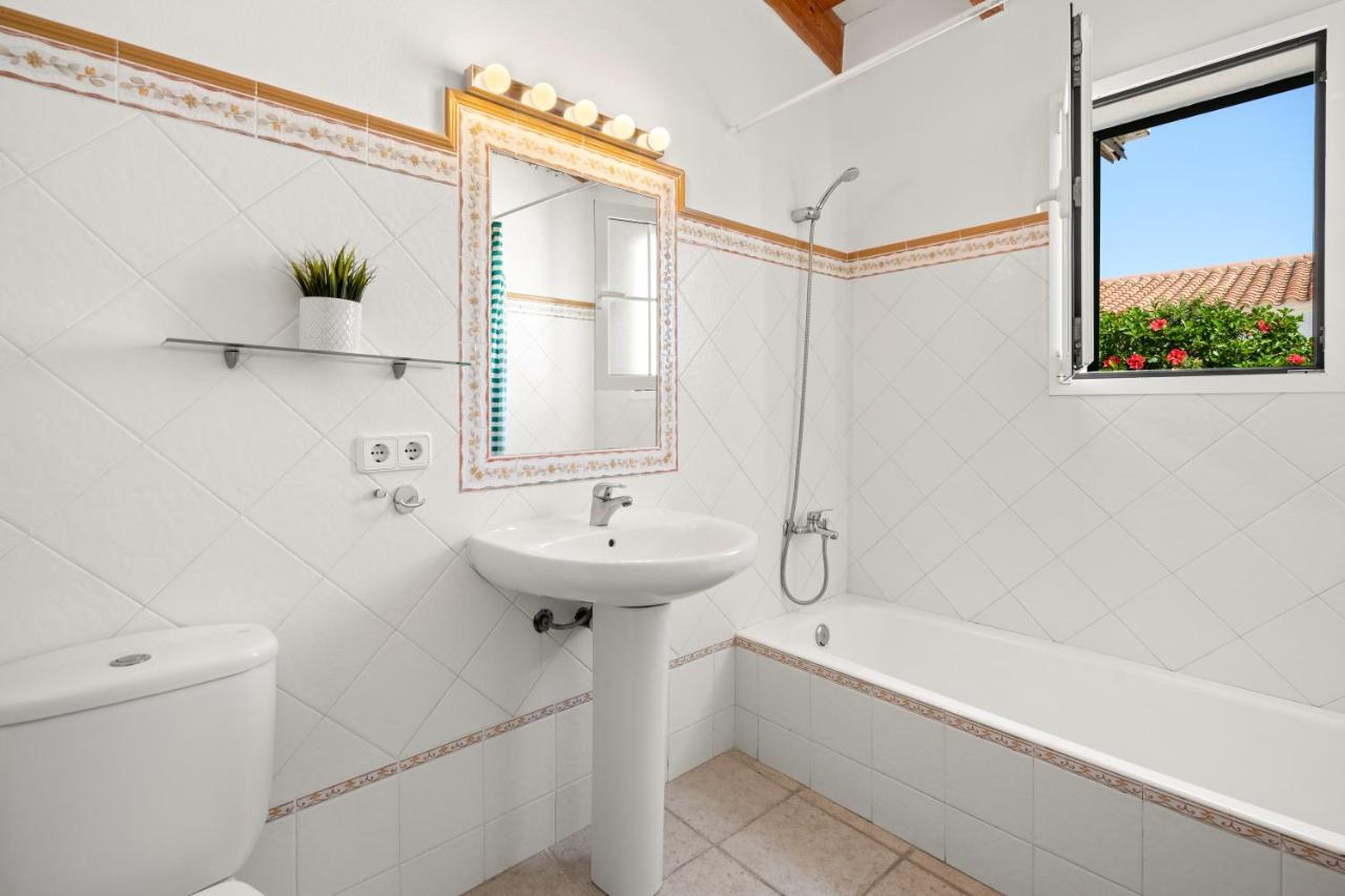 Villa Forte Cala En Porter  Extérieur photo